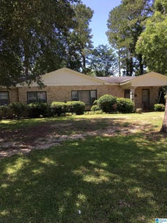 /international/us/1212-9th-avenue-selma-al-110100396424/