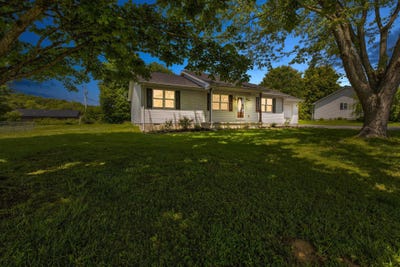 /international/us/116-blake-drive-jeffersonville-ky-110099962370/