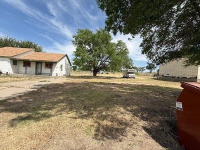 /international/us/113-115-clubhouse-dr-borger-tx-110107480087/