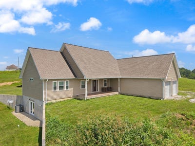 /international/us/116-walking-horse-way-sharpsburg-ky-110120450501/
