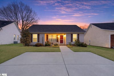 /international/us/345-bishop-hicks-court-inman-sc-110105259585/