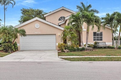 /international/us/20231-nw-10th-street-pembroke-pines-fl-110106581864/