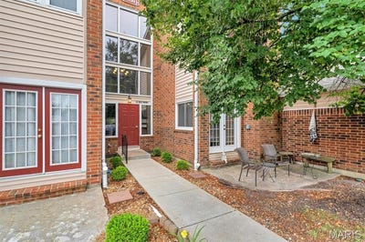 /international/us/1308-holgate-drive-ballwin-mn-110100351170/