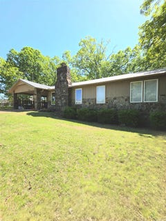 /international/us/214-greenwood-road-fairfield-bay-ar-110107453932/