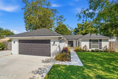 /international/us/1810-olive-court-orange-park-fl-110108099615/