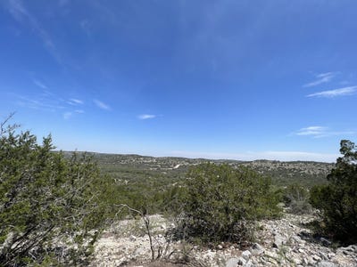 /international/us/3259-sd-45425-rocksprings-tx-110108380798/