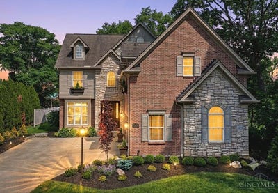 /international/us/9630-ross-avenue-montgomery-oh-110108230936/
