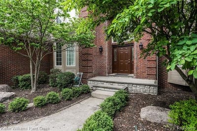 /international/us/3122-hedgewood-lane-rochester-hills-mi-110107047814/