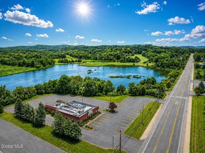 /international/us/855-hoosick-road-troy-ny-110109040516/
