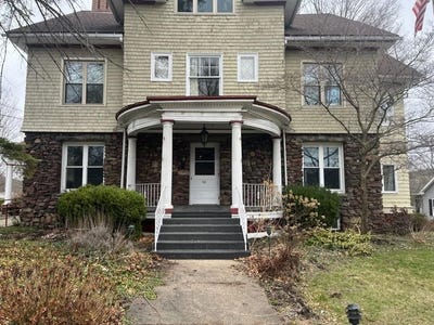 /international/us/94-n-center-st-canton-pa-110097199419/