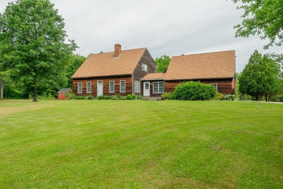 /international/us/60-oak-creek-buxton-me-110109036108/