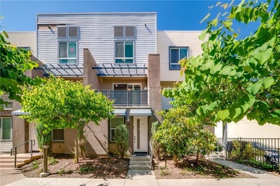 /international/us/9042-garvey-avenue-rosemead-ca-110108222321/