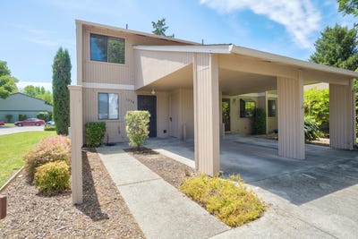 /international/us/1034-se-camelot-drive-grants-pass-or-110100590722/