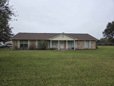 /international/us/19545-fm-365-rd-beaumont-tx-110108577601/