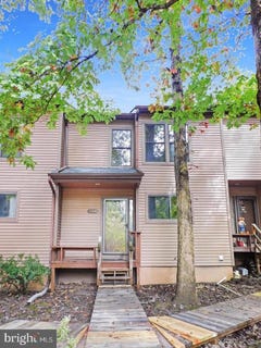 /international/us/23348-red-oak-court-california-md-110107700639/