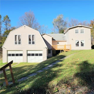/international/us/10886-cox-road-beaver-dams-ny-110107552918/