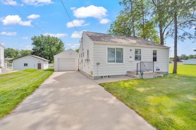 /international/us/628-packard-street-tomah-wi-110109134546/