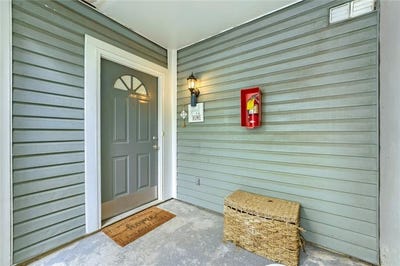 /international/us/6351-wedgeview-court-tucker-ga-110110083714/