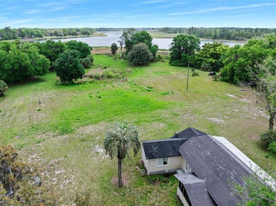 /international/us/141-n-pine-street-pierson-fl-110107657086/