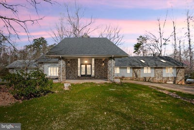 /international/us/7621-river-road-fredericksburg-va-110108346292/