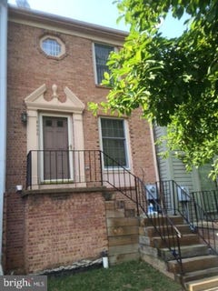 /international/us/5003-9th-street-s-arlington-va-110108144647/