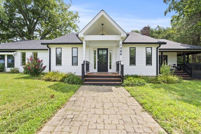 /international/us/1380-gastineau-lane-versailles-ky-110101190351/?lang=zh-tw