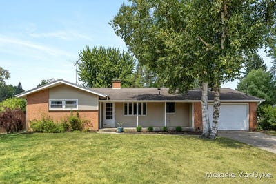 /international/us/285-jeffrey-street-ne-cedar-springs-mi-110101088441/