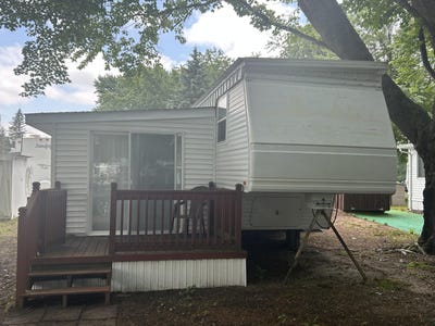 /international/us/12055-timberlane-drive-canadian-lakes-mi-110100723673/