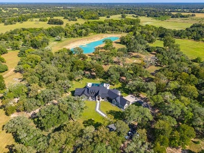 /international/us/1301-county-rd-218-weimar-tx-110102816934/