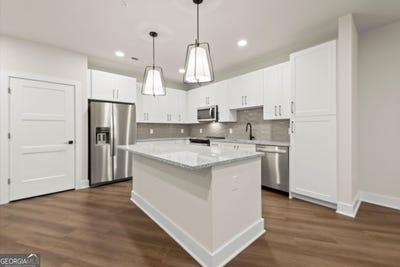 /international/us/2648-sandy-plains-road-422-marietta-ga-110108382457/