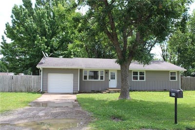 /international/us/414-n-logan-street-girard-ks-110108437401/