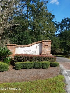 /international/us/sanderling-trace-lot-7b-waverly-ga-110108256870/