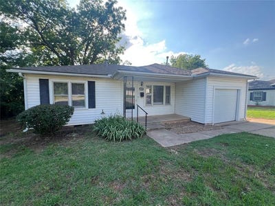 /international/us/414-n-1st-street-tecumseh-ok-110099669486/