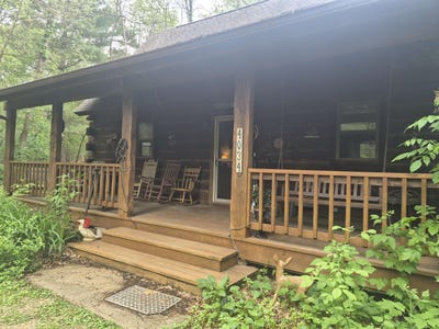 /international/us/n4034-brown-deer-drive-brodhead-wi-110108198514/