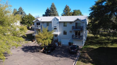 /international/us/230-hallam-avenue-s-mahtomedi-mn-110110199482/