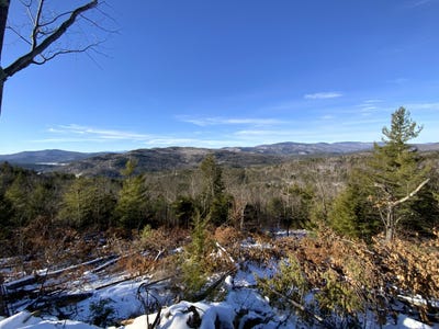 /international/us/018-019-bear-lane-rumford-me-110102736215/