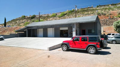/international/us/677-n-bluff-st-st-george-ut-110108294859/