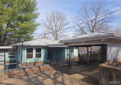 /international/us/11342-potosi-lake-road-mineral-point-mo-110106501140/