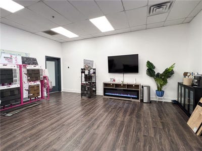 /international/us/2879-w-walnut-street-rogers-ar-110100583841/