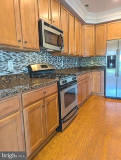 /international/us/7848-cedar-branch-drive-gainesville-va-110099409253/