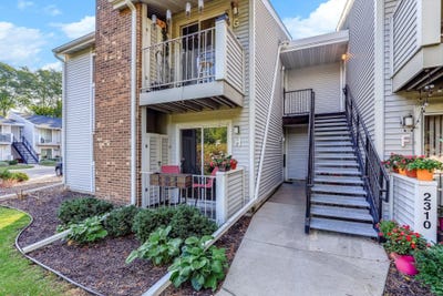 /international/us/2310-benson-avenue-saint-paul-mn-110119752892/