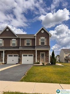 /international/us/1391-caspian-street-allentown-city-pa-110108335131/