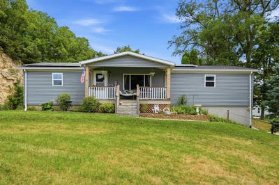 /international/us/333-valeria-street-dubuque-ia-110110321872/