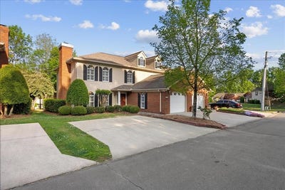 /international/us/1700-willow-oak-lane-dalton-ga-110107397654/