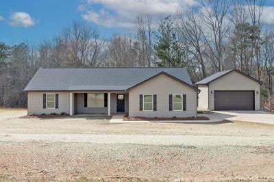 /international/us/9946-highway-252-ware-shoals-sc-110106737113/