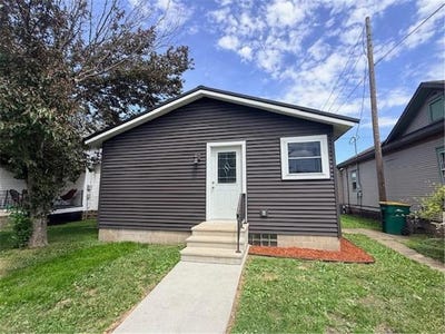 /international/us/213-cedar-street-w-houston-mn-110108383175/