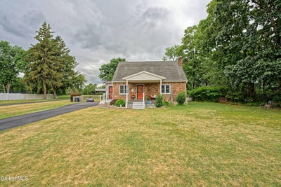 /international/us/1037-hudson-avenue-stillwater-ny-110100941165/