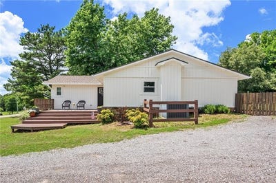 /international/us/406-ne-highway-10-hackett-ar-110108450266/