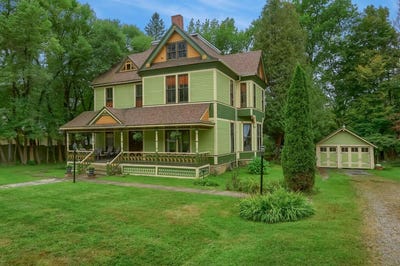 /international/us/131-elm-street-tionesta-pa-110106558060/