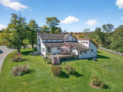 /international/us/5730-burr-road-trumansburg-ny-110110191964/